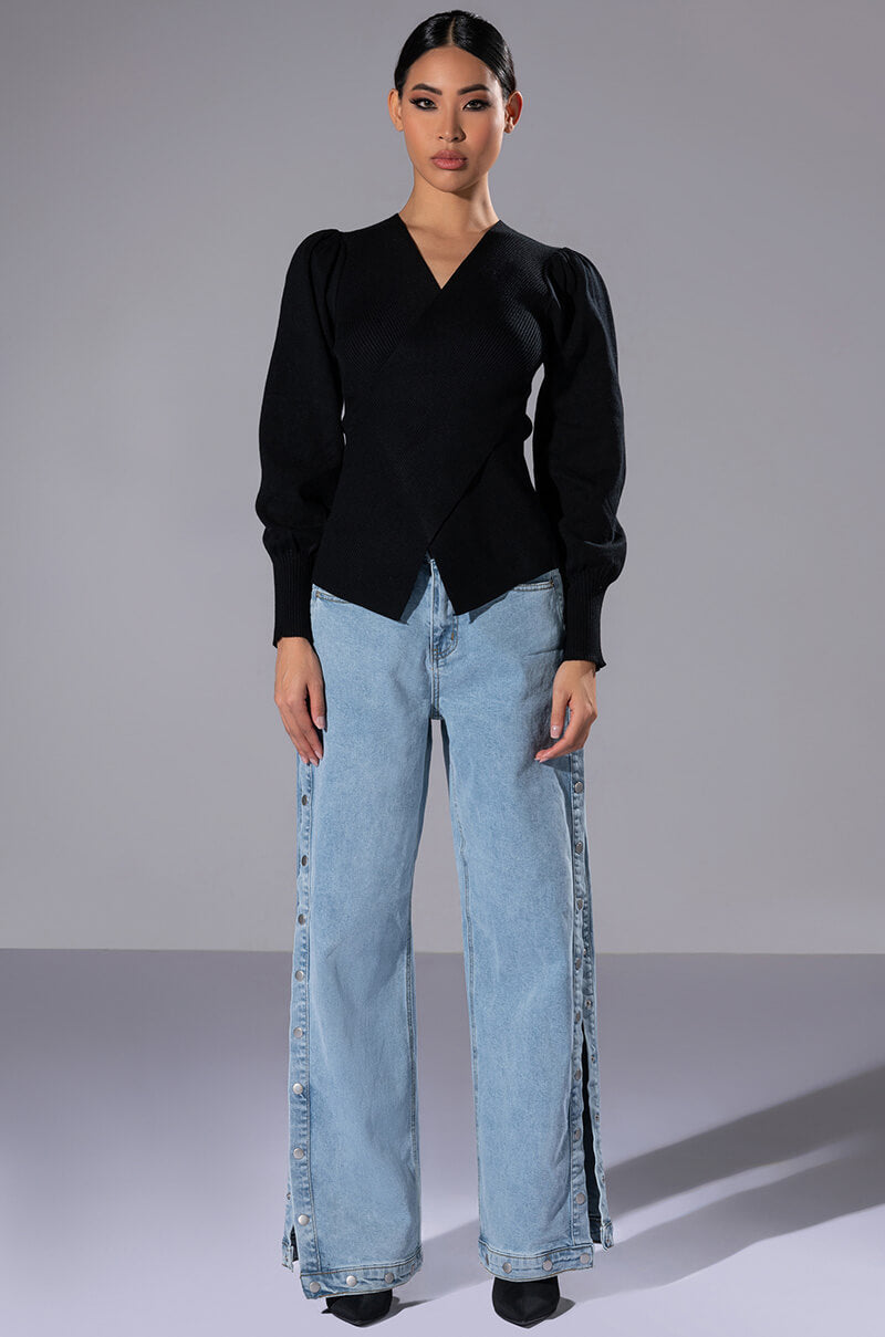 BLESSED MESS SIDE SNAP HIGH RISE JEANS